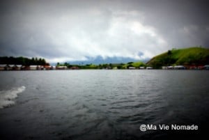 Lac Santani vue d'ensemble